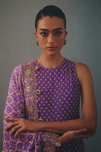 Shop_Arpita Mehta_Purple Round Neck, Yes Star Hand Embroidered Kurta Set _Online_at_Aza_Fashions