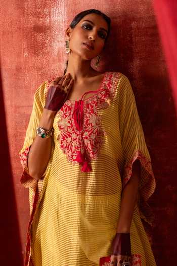 Shop Studio Rang by Swati Yellow , Tissue, Silk Bajre Da Sita Embroidered Kaftan Set Online at Aza Fashions Shop_Studio Rang by Swati_Yellow , Tissue, Silk Bajre Da Sita Embroidered Kaftan Set _Online_at_Aza_Fashions