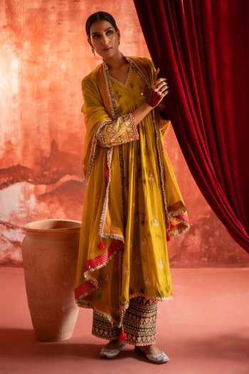 Shop Studio Rang by Swati Yellow Silk, Chanderi Silk, Chiffon V-neck Shagna Di Haldi Anarkali Set Online at Aza Fashions Shop_Studio Rang by Swati_Yellow Silk, Chanderi Silk, Chiffon V-neck Shagna Di Haldi Anarkali Set _Online_at_Aza_Fashions