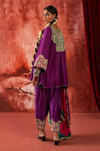 Studio Rang by Swati Rangon Ki Baraat Embroidered Kurta Set 