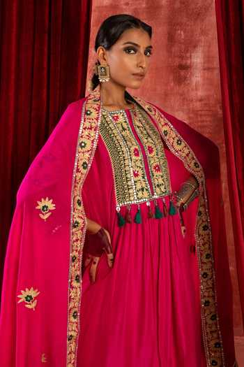 Buy Studio Rang by Swati Pink Silk, Chiffon Round Neck Gulaabo Embroidered Bodice Kurta Set Online at Aza Fashions Buy_Studio Rang by Swati_Pink Silk, Chiffon Round Neck Gulaabo Embroidered Bodice Kurta Set _Online_at_Aza_Fashions