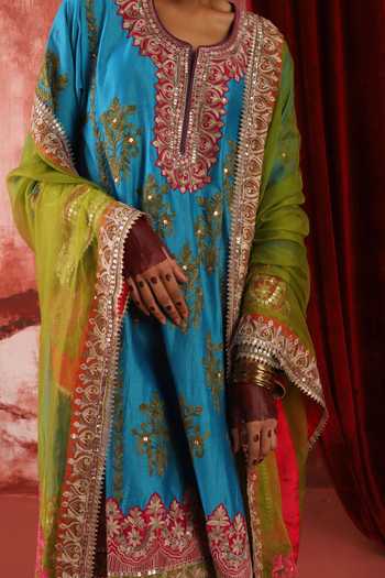 Shop Studio Rang by Swati Blue Chanderi Silk, Silk, Chiffon Round Neck Rasm-e-phillauri Kurta Set Online at Aza Fashions Shop_Studio Rang by Swati_Blue Chanderi Silk, Silk, Chiffon Round Neck Rasm-e-phillauri Kurta Set _Online_at_Aza_Fashions