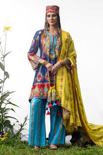 Studio Rang by Swati Darya-E-Rang Embroidered Kurta Set 