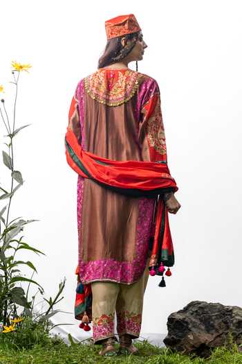 Studio Rang by Swati Deodarini Embroidered Kurta Set 