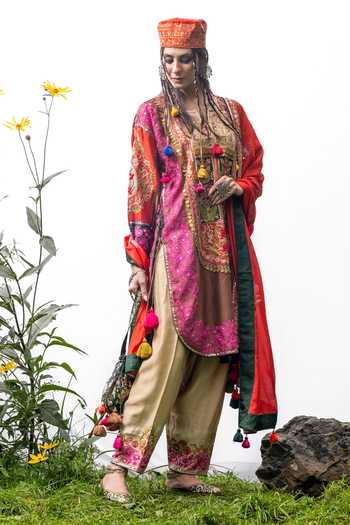 Buy_Studio Rang by Swati_Brown Chanderi , Cotton, Chanderi, Deodarini Embroidered Kurta Set _Online_at_Aza_Fashions