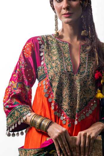 Shop Studio Rang by Swati Orange Chanderi , Split V-neck, Yes Gurez Gul Embroidered Kurta Set Online at Aza Fashions Shop_Studio Rang by Swati_Orange Chanderi , Split V-neck, Yes Gurez Gul Embroidered Kurta Set _Online_at_Aza_Fashions
