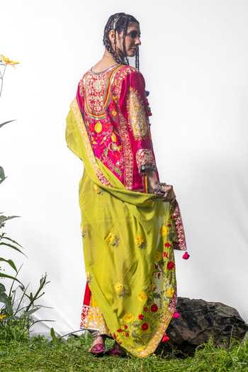 Studio Rang by Swati Dalrang Embroidered Kurta Set 