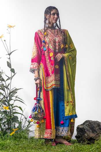 Studio Rang by Swati Magenta Silk, Chanderi, Cotton, Chiffon Split Dalrang Embroidered Kurta Set Online at Aza Fashions Studio Rang by Swati_Magenta Silk, Chanderi, Cotton, Chiffon Split Dalrang Embroidered Kurta Set _Online_at_Aza_Fashions