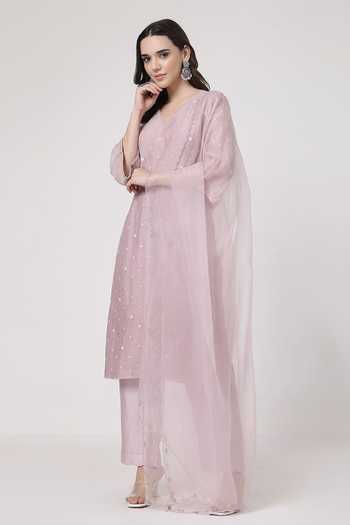Shop KAPAAS Purple Organza, Chanderi V-neck Kamal V Kurta Set Shop_KAPAAS_Purple Organza, Chanderi V-neck Kamal V Kurta Set
