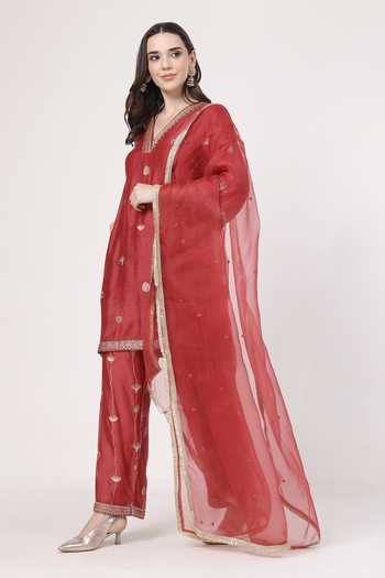Shop_KAPAAS_Maroon Organza, Chanderi V-neck, Yes Embroidered Kurta Set _Online_at_Aza_Fashions