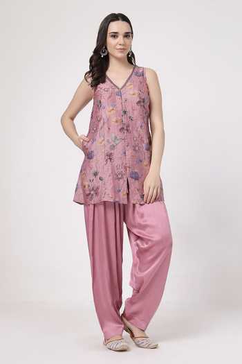 KAPAAS_Pink Organza, Satin, Tissue V-neck, Yes Embroidered Kurta Salwar Set _Online_at_Aza_Fashions