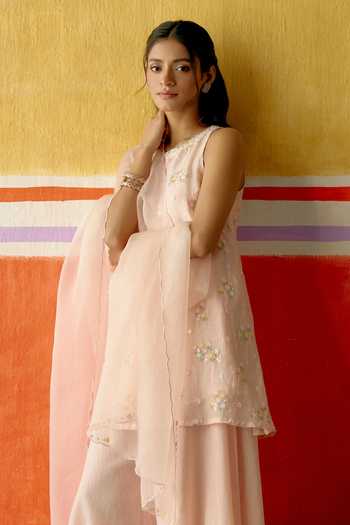 KAPAAS Pink Organza, Chanderi Keyhole Neck Pankhudi Embroidered Kurta Sharara Set at Aza Fashions KAPAAS_Pink Organza, Chanderi Keyhole Neck Pankhudi Embroidered Kurta Sharara Set _at_Aza_Fashions