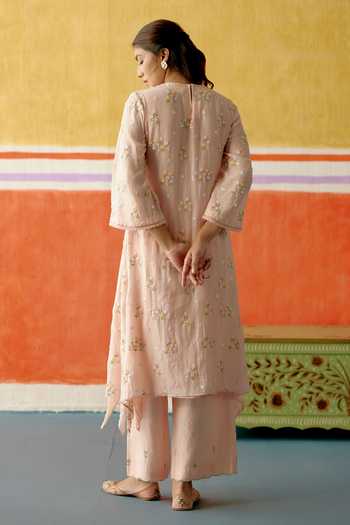 KAPAAS Pankhudi Embroidered Kurta Set 