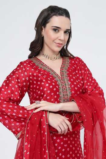 KAPAAS_Maroon Organza, Tissue, Silk V-neck Crimson Bandhani Salwar Set _Online_at_Aza_Fashions