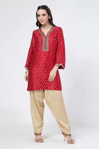 KAPAAS Crimson Bandhani Salwar Set 
