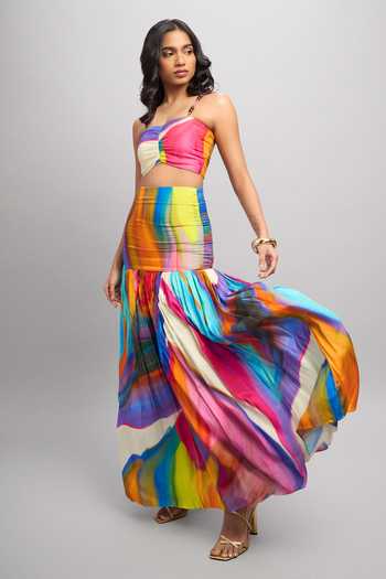 Buy Poppi Multi Color Bemberg, Silk Sweetheart Neck Abstract Print Top With Skirt Online at Aza Fashions Buy_Poppi_Multi Color Bemberg, Silk Sweetheart Neck Abstract Print Top With Skirt _Online_at_Aza_Fashions