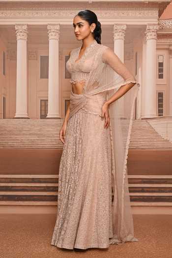 Shop Tarun Tahiliani Rose Gold Net, Tulle V-neck Crystal Lace Concept Pre-draped Saree With Blouse Online at Aza Fashions Shop_Tarun Tahiliani_Rose Gold Net, Tulle V-neck Crystal Lace Concept Pre-draped Saree With Blouse _Online_at_Aza_Fashions
