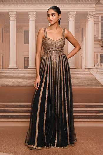 Tarun Tahiliani Black Net, Tulle Shawl Neck Embroidered Jumpsuit With Cape Online at Aza Fashions Tarun Tahiliani_Black Net, Tulle Shawl Neck Embroidered Jumpsuit With Cape _Online_at_Aza_Fashions