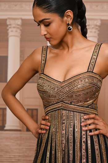 Shop Tarun Tahiliani Black Net, Tulle Shawl Neck Embroidered Jumpsuit With Cape Online at Aza Fashions Shop_Tarun Tahiliani_Black Net, Tulle Shawl Neck Embroidered Jumpsuit With Cape _Online_at_Aza_Fashions