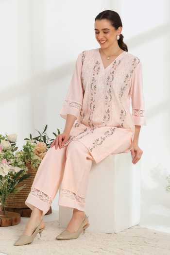 Buy DAREISS Pink Silk, Cotton V-neck Rosella Embroidered Kurta And Pant Set Buy_DAREISS_Pink Silk, Cotton V-neck Rosella Embroidered Kurta And Pant Set
