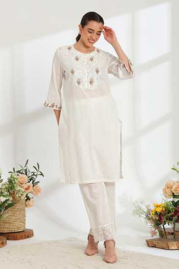 DAREISS Lumiere Hand Embroidered Kurta & Pant Set 
