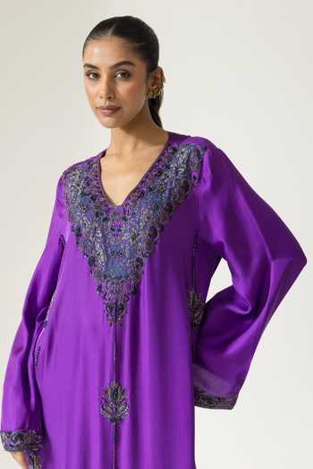 DAREISS Purple Silk V-neck Orchid Hand Embroidered Kaftan Online at Aza Fashions DAREISS_Purple Silk V-neck Orchid Hand Embroidered Kaftan _Online_at_Aza_Fashions