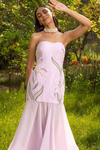 DAREISS Lavender Silk, Chiffon Sweetheart Neck Wisteria Hand Embroidered Dress Online at Aza Fashions DAREISS_Lavender Silk, Chiffon Sweetheart Neck Wisteria Hand Embroidered Dress _Online_at_Aza_Fashions