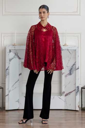 Buy DAREISS Red Silk, Satin, Lace Collared Neck Floral Chantilly Work Cape Online at Aza Fashions Buy_DAREISS_Red Silk, Satin, Lace Collared Neck Floral Chantilly Work Cape _Online_at_Aza_Fashions