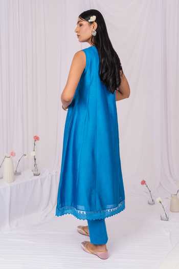 Mushio Floral Lace Chanderi Kurta 