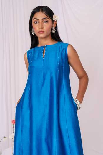Shop_Mushio_Blue Chanderi Keyhole Neck Floral Lace Kurta _Online_at_Aza_Fashions