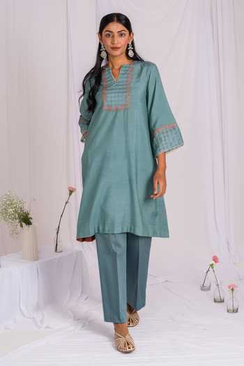 Buy_Mushio_Teal Silk, Cotton Split V-neck, Yes Yoke Embroidered Kurta _Online_at_Aza_Fashions