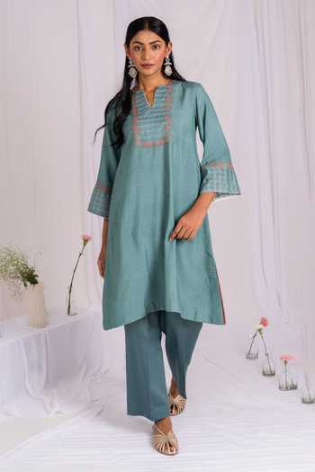 Mushio Yoke Embroidered Kurta 