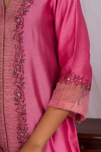 Shop_Mushio_Pink Chanderi V-neck Floral Embroidered Kurta _Online_at_Aza_Fashions