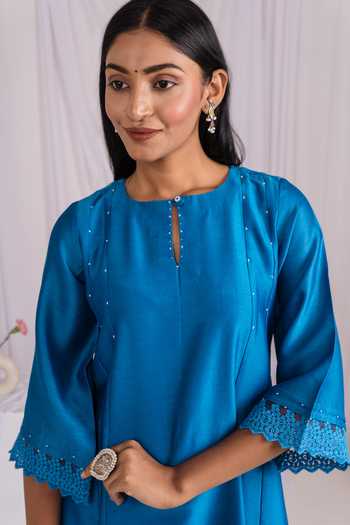 Mushio_Blue Chanderi Keyhole Neck, Yes Lace Hem Kurta _Online_at_Aza_Fashions