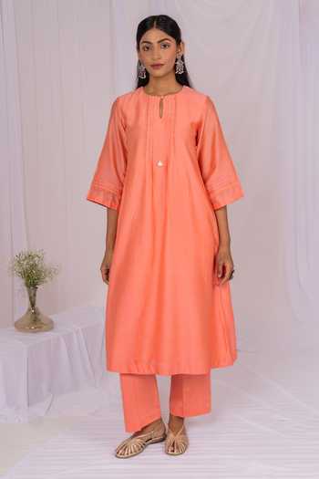 Mushio_Peach Chanderi, Silk, Cotton, Tissue Round , Keyhole Pintuck Kurta Set _at_Aza_Fashions