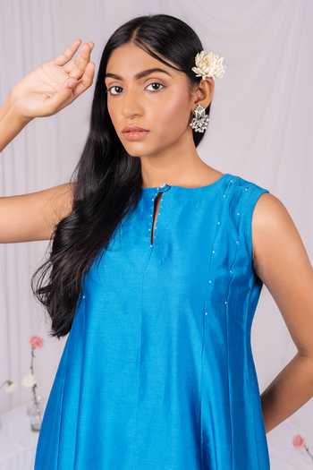 Buy_Mushio_Blue Chanderi, Silk, Cotton, Organza Keyhole Neck, Yes Lace Hem Kurta Set _Online_at_Aza_Fashions