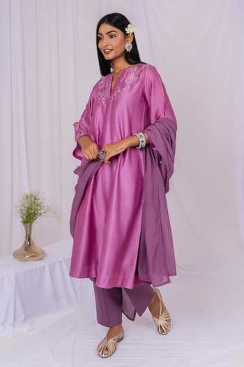 Mushio Embroidered Kurta Set  