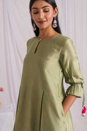 Mushio_Green Chanderi, Silk, Cotton, Tissue Keyhole Neck, Hand Embellished Kurta Set _at_Aza_Fashions