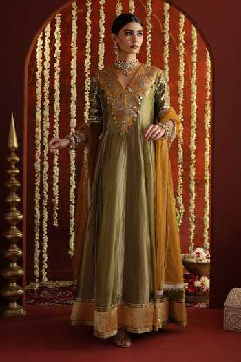 Aaroh By Dolly Green Silk, Net, Tissue V-neck Sunehri Saanjh Anarkali With Dupatta at Aza Fashions Aaroh By Dolly_Green Silk, Net, Tissue V-neck Sunehri Saanjh Anarkali With Dupatta _at_Aza_Fashions