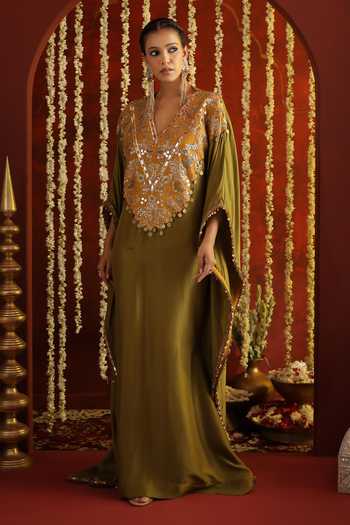 Aaroh By Dolly Green Silk, Dupion V-neck Sunehri Saanjh Embroidered Kaftan Online at Aza Fashions Aaroh By Dolly_Green Silk, Dupion V-neck Sunehri Saanjh Embroidered Kaftan _Online_at_Aza_Fashions