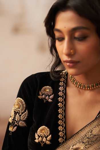 Shop Label Earthen Black Velvet, Silk Embroidery, Zari V-neck Surma Rani Phool Saree And Blouse Set Online at Aza Fashions Shop_Label Earthen_Black Velvet, Silk Embroidery, Zari V-neck Surma Rani Phool Saree And Blouse Set _Online_at_Aza_Fashions