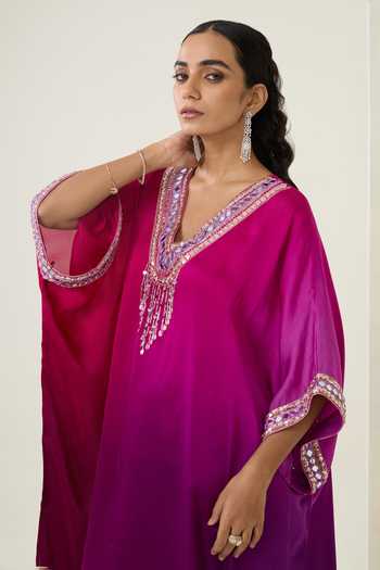 Buy BAHAARA BY DIVYA NARULA Maroon Organza, Satin V-neck Avira Ombre Kurta And Pant Set Online at Aza Fashions Buy_BAHAARA BY DIVYA NARULA_Maroon Organza, Satin V-neck Avira Ombre Kurta And Pant Set _Online_at_Aza_Fashions