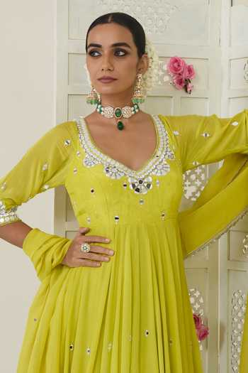 Buy BAHAARA BY DIVYA NARULA Yellow Crepe, Organza V-neck Zahra Mirror Work Anarkali And Dupatta Set Buy_BAHAARA BY DIVYA NARULA_Yellow Crepe, Organza V-neck Zahra Mirror Work Anarkali And Dupatta Set