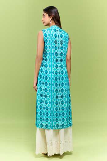Gopi Vaid Embroidered Yoke Kurta 