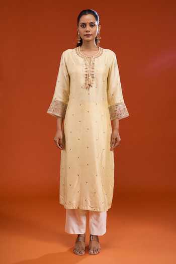 Label Niti Bothra Yellow Silk Round Neck, Yes Embroidered Kurta at Aza Fashions Label Niti Bothra_Yellow Silk Round Neck, Yes Embroidered Kurta _at_Aza_Fashions