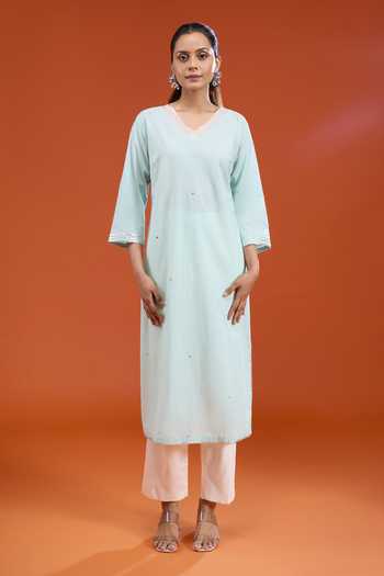 Buy_Mandira Wirk_Green Cotton V-neck Gota Splashed Embroidered Kurta _Online_at_Aza_Fashions