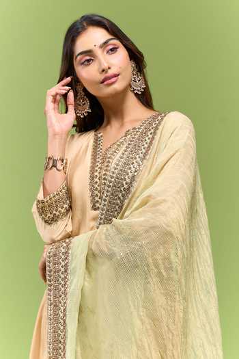 Shop Naaz By Noor Beige Cotton V-neck, Yes Embroidered Kurta Set Online at Aza Fashions Shop_Naaz By Noor_Beige Cotton V-neck, Yes Embroidered Kurta Set _Online_at_Aza_Fashions