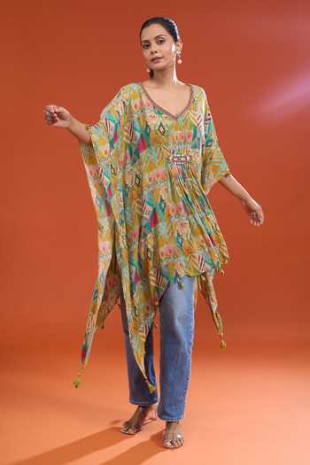 Shop Chaashni By Maansi And Ketan Multi Color Chinon V-neck Geometric Print Kaftan Online at Aza Fashions Shop_Chaashni By Maansi And Ketan_Multi Color Chinon V-neck Geometric Print Kaftan _Online_at_Aza_Fashions