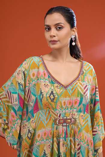 Chaashni By Maansi And Ketan Multi Color Chinon V-neck Geometric Print Kaftan at Aza Fashions Chaashni By Maansi And Ketan_Multi Color Chinon V-neck Geometric Print Kaftan _at_Aza_Fashions
