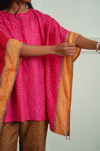 Buy Twenty Nine Pink Silk Round Neck Crushed Bandhani Wide Sleeves Tunic Online at Aza Fashions Buy_Twenty Nine_Pink Silk Round Neck Crushed Bandhani Wide Sleeves Tunic _Online_at_Aza_Fashions